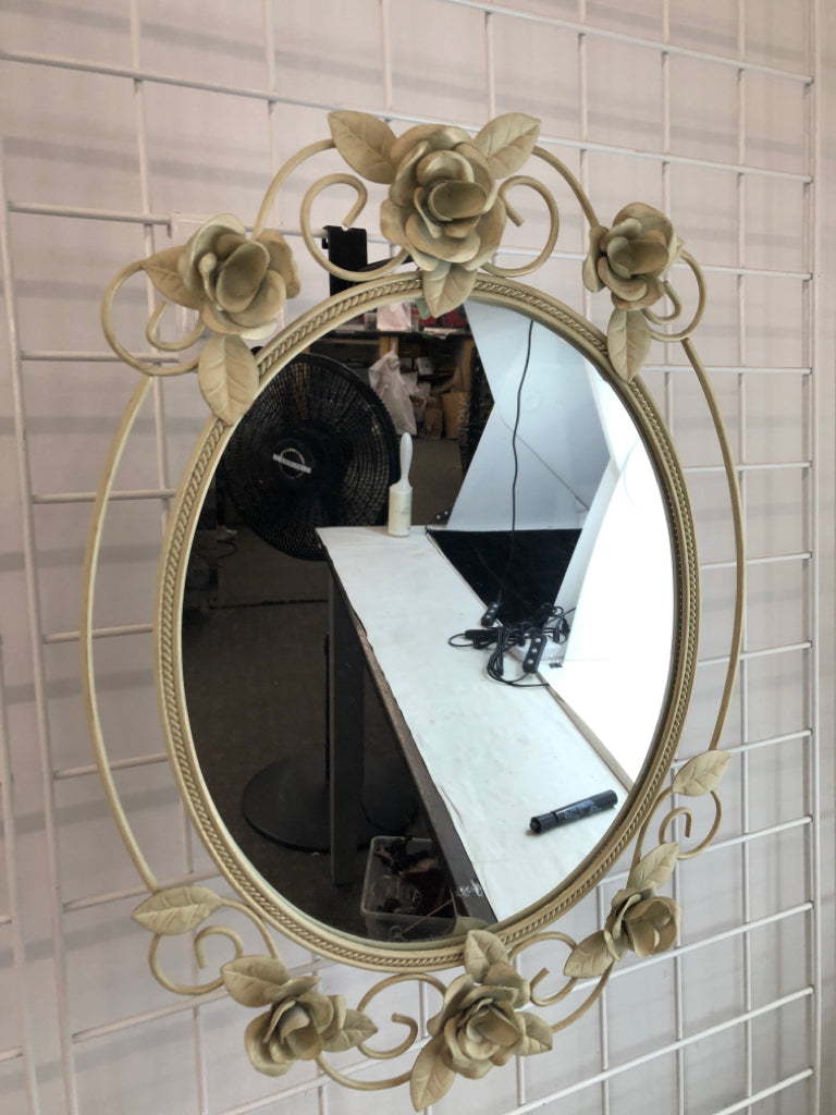 METAL FLOWER MIRROR.