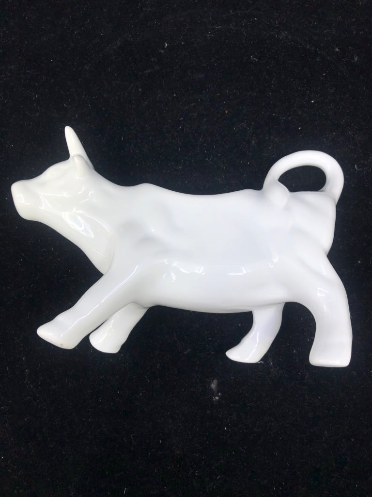 WHITE COW CREAMER.