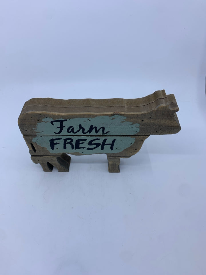 FARM FRESH WOOD COW.