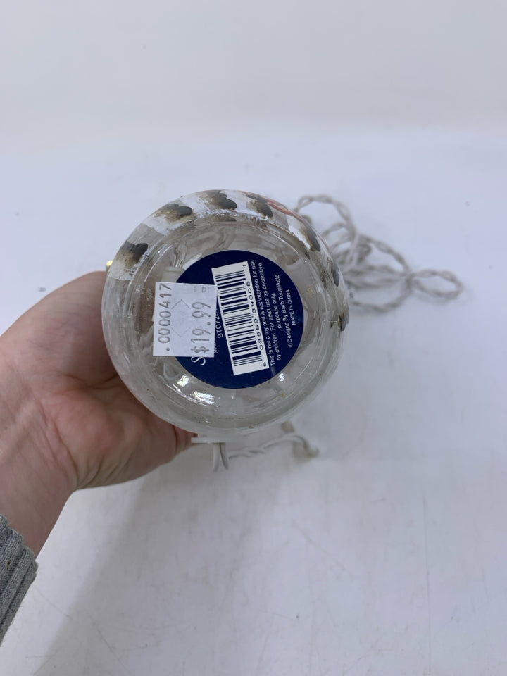 CARDINAL FROSTED GLASS LAMP