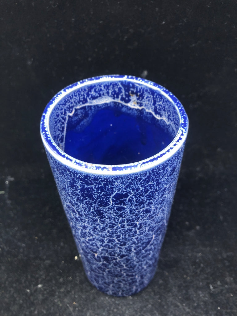 BLUE CRACKLE POTTERY VASE.