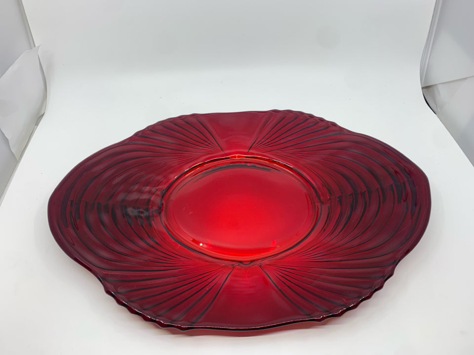 LARGE OVAL RED GLASS SERVING PLATTER.