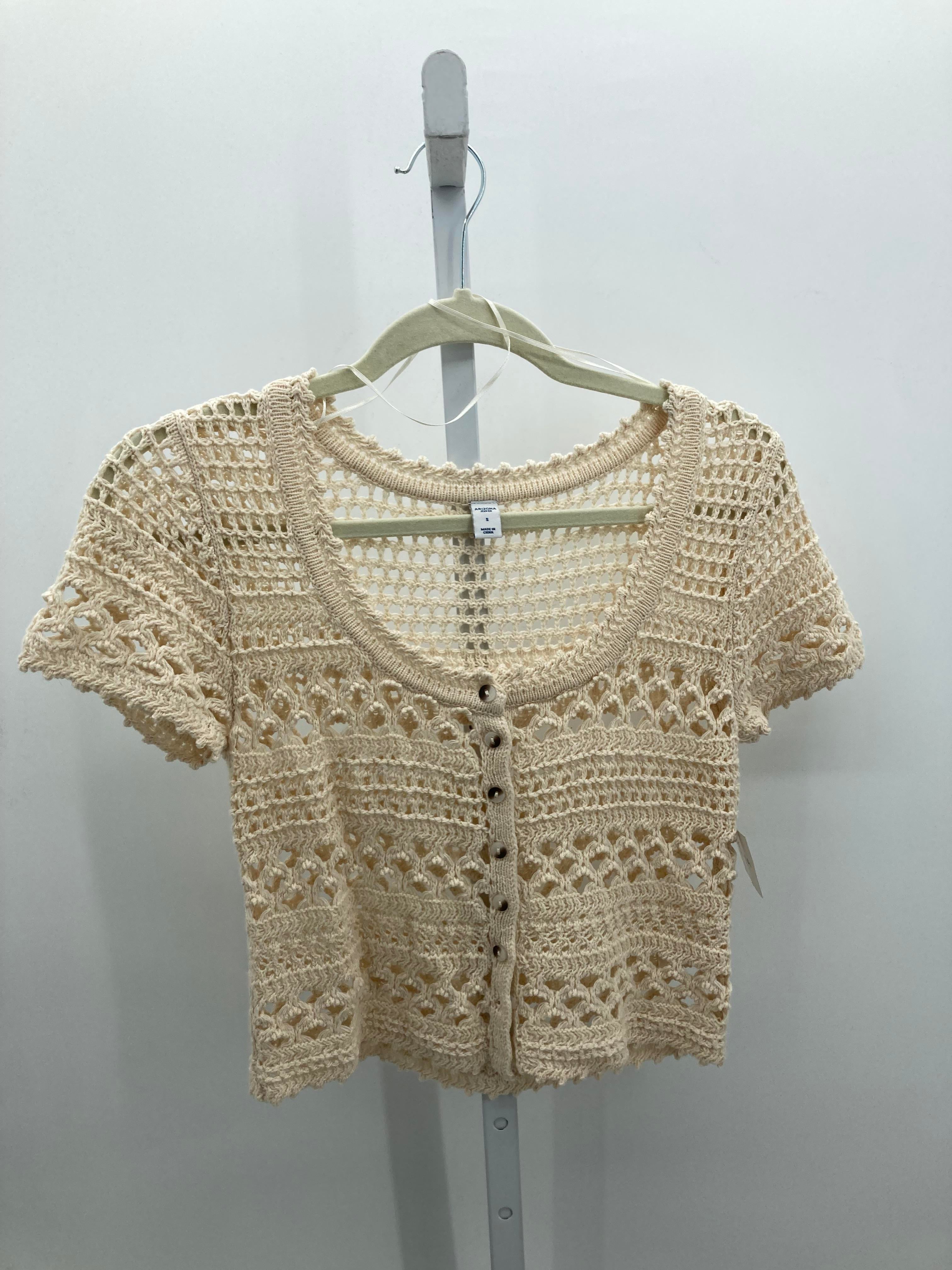 Arizona Size Small Juniors Short Sleeve Shirt