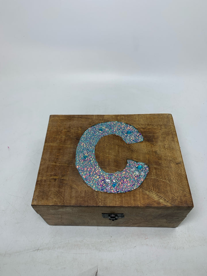 WOOD BOX W/  SPARKLE MONOGRAM "C" JEWELRY BOX.