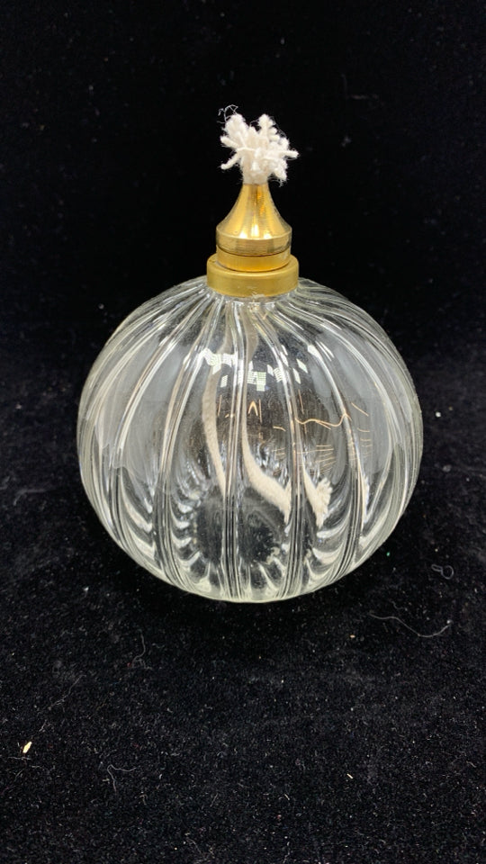SMALL RIBBED GLASS OIL LANTERN BALL.
