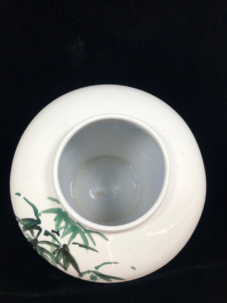 ASIAN- STYLE PAINTED RED BIRD VASE.