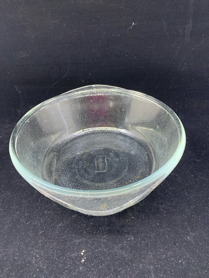 VTG GLASBAKE BOWL.