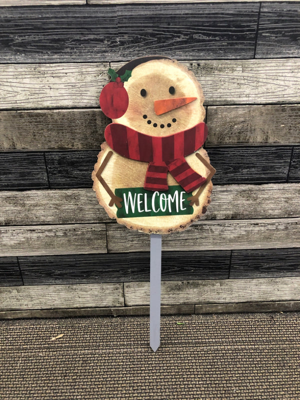 WELCOME SNOWMAN YARD STAKE.