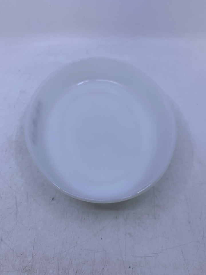 VTG WHITE GLASS OVAL BAKING DISH W/ BROWN FLOWERS.