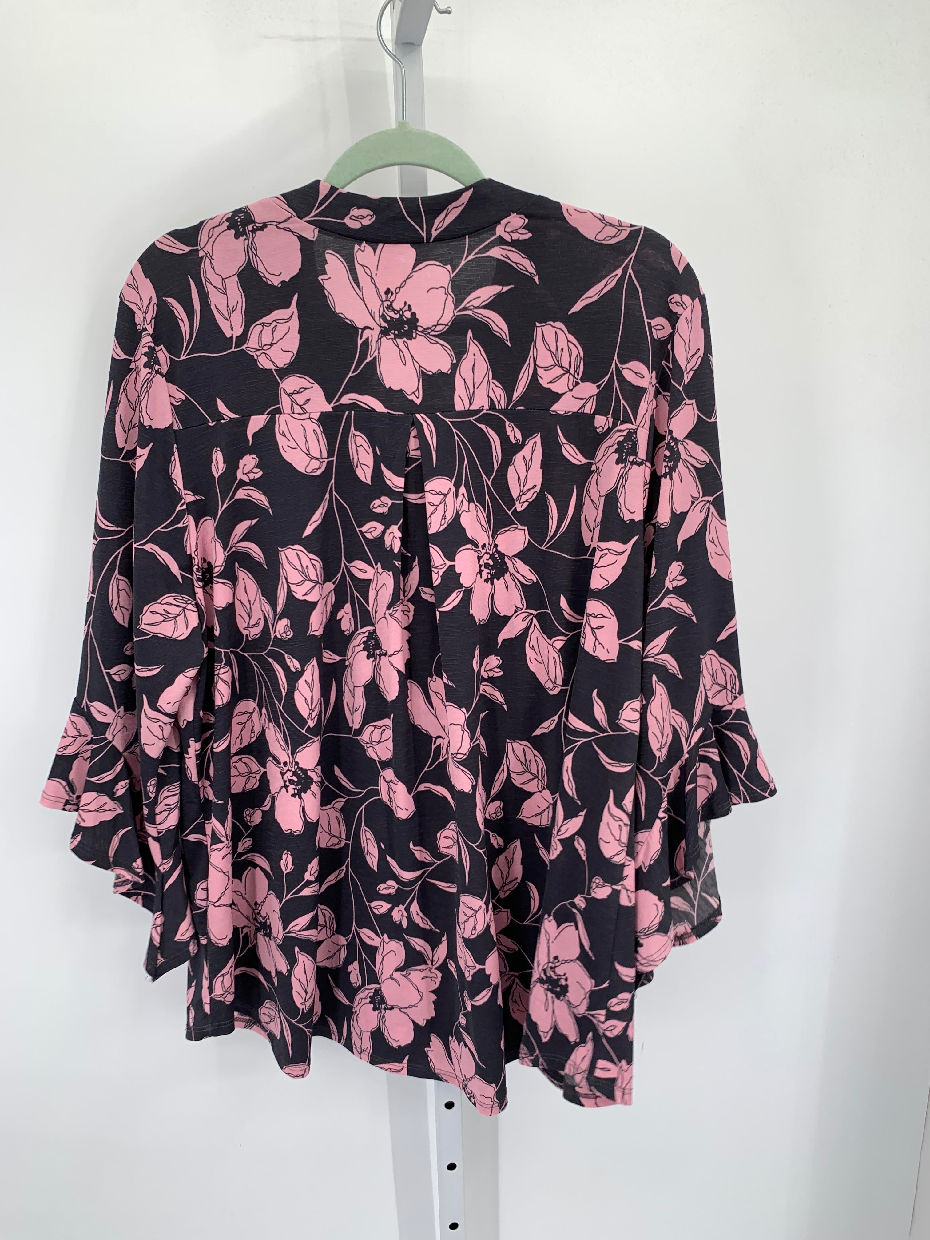 Size Extra Large Misses 3/4 Sleeve Shirt