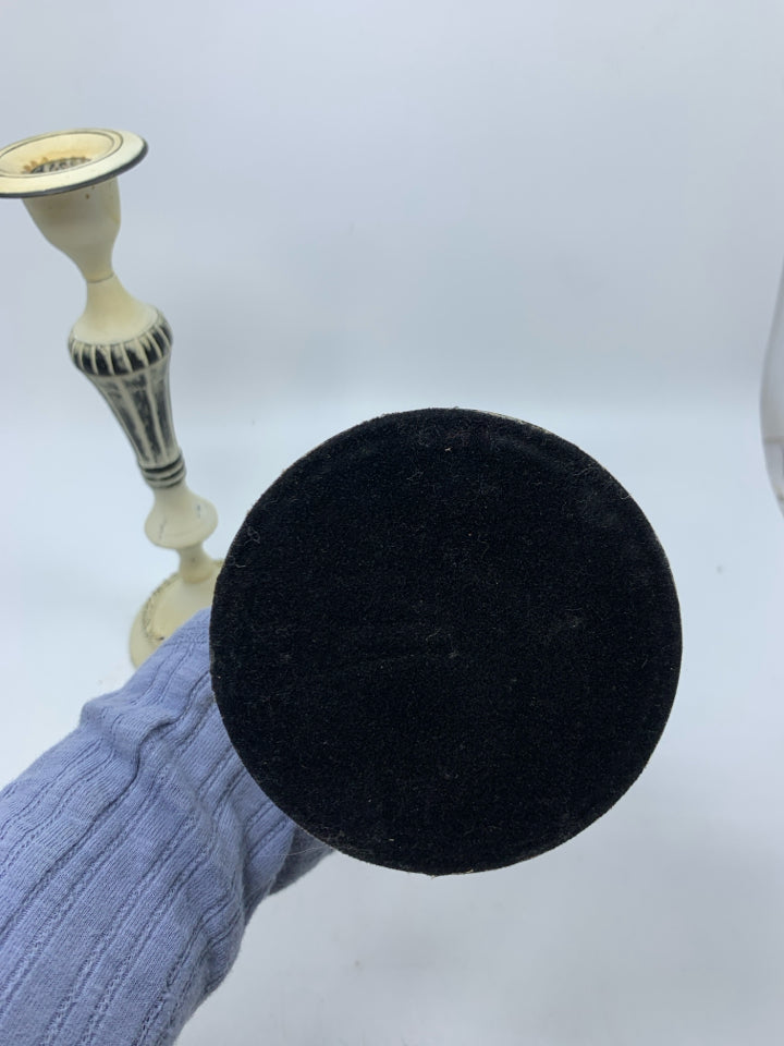 2 IVORY PAINTED METAL TAPER CANDLESTICKS.