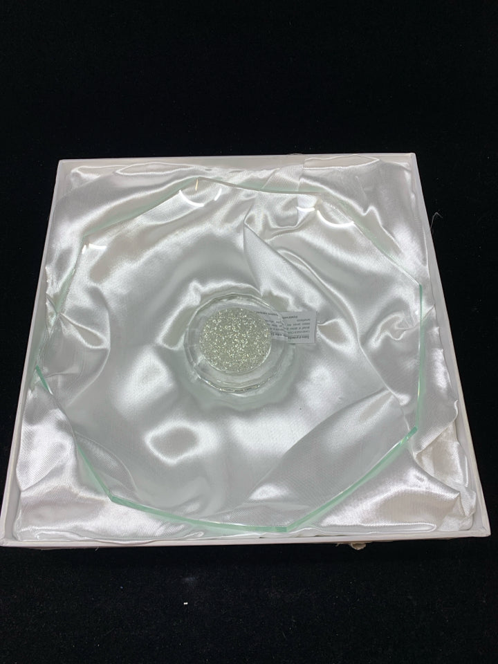 NIB OLEG CASSINI 10" DIAMOND BOWL.