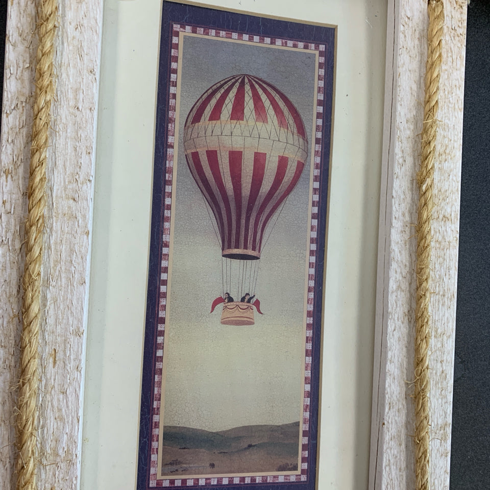 HOT AIR BALLOON PRINT IN ROPE FRAME.