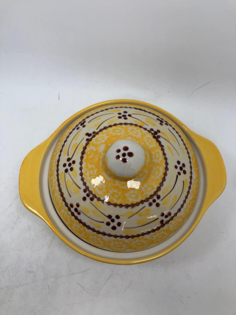 TEMPTATIONS YELLOW COVERED OLD WORLD DISH.