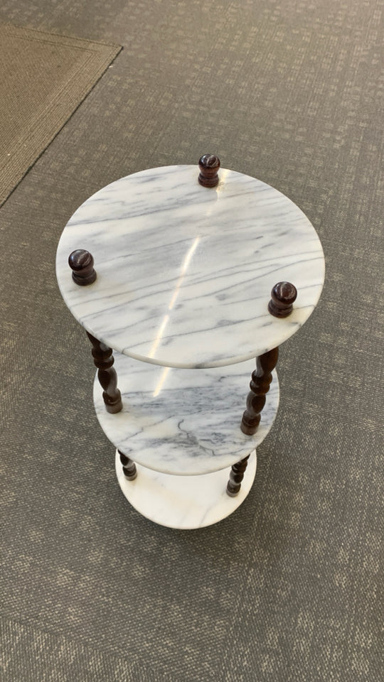 3TIER MARBLE ACCENT TABLE W/SPINDLE LEGS.