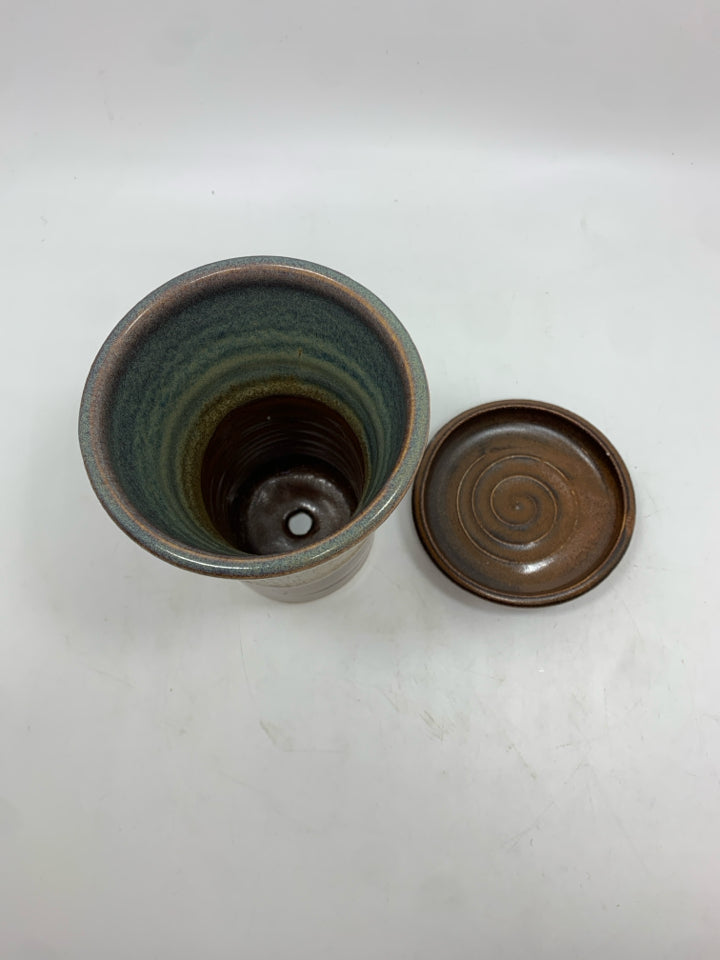 BLUE DIPPED POTTERY PLANTER W/TRAY.