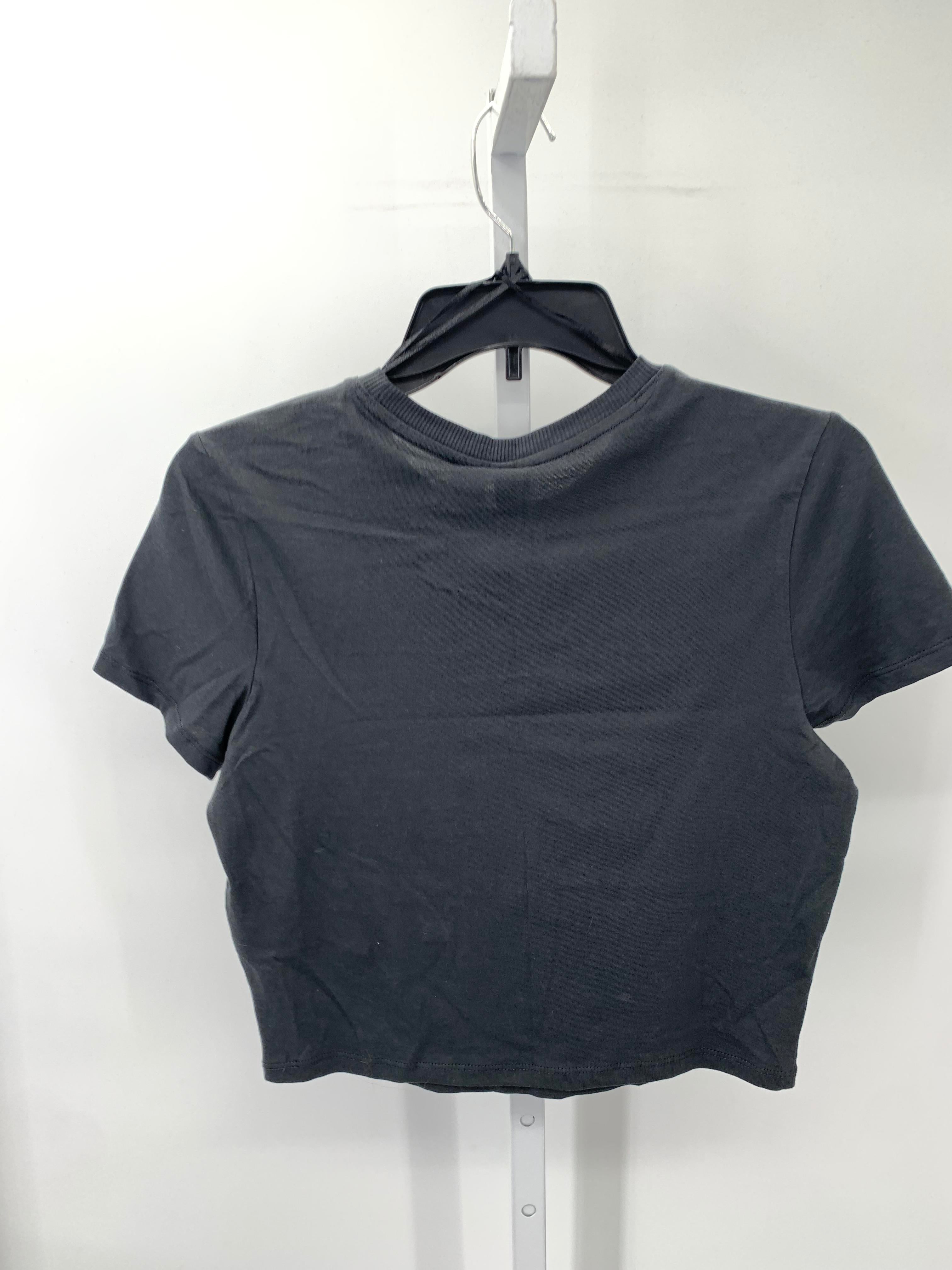 Divided Size Medium Juniors Short Sleeve Shirt