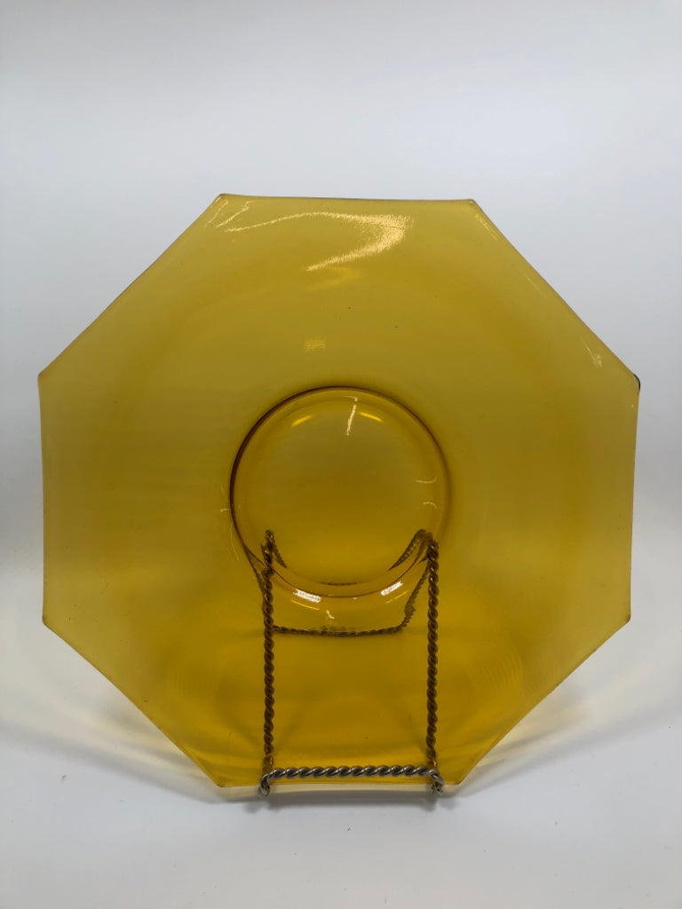AMBER GLASS PLATTER.