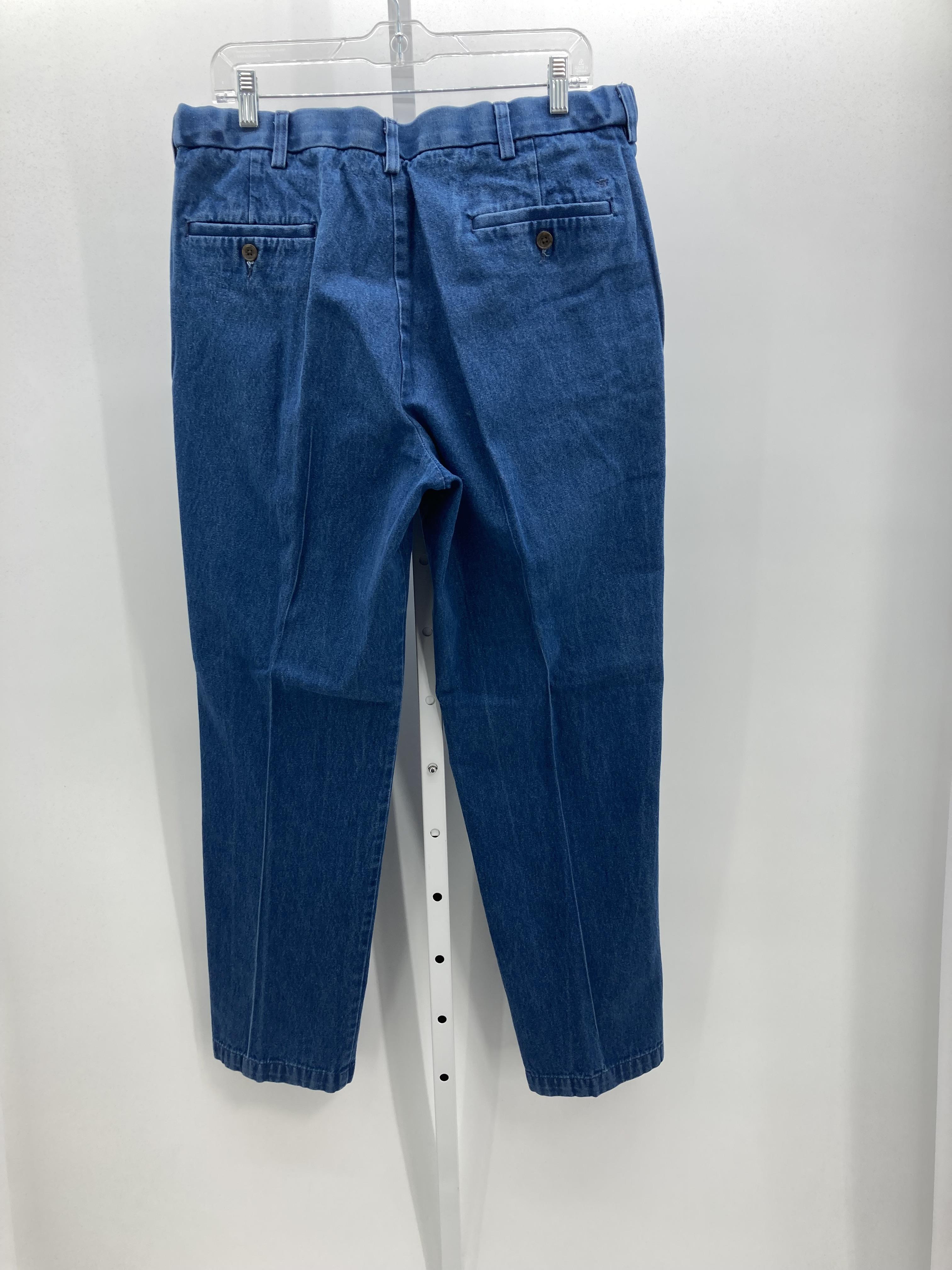 PLEATED FRONT DENIM.