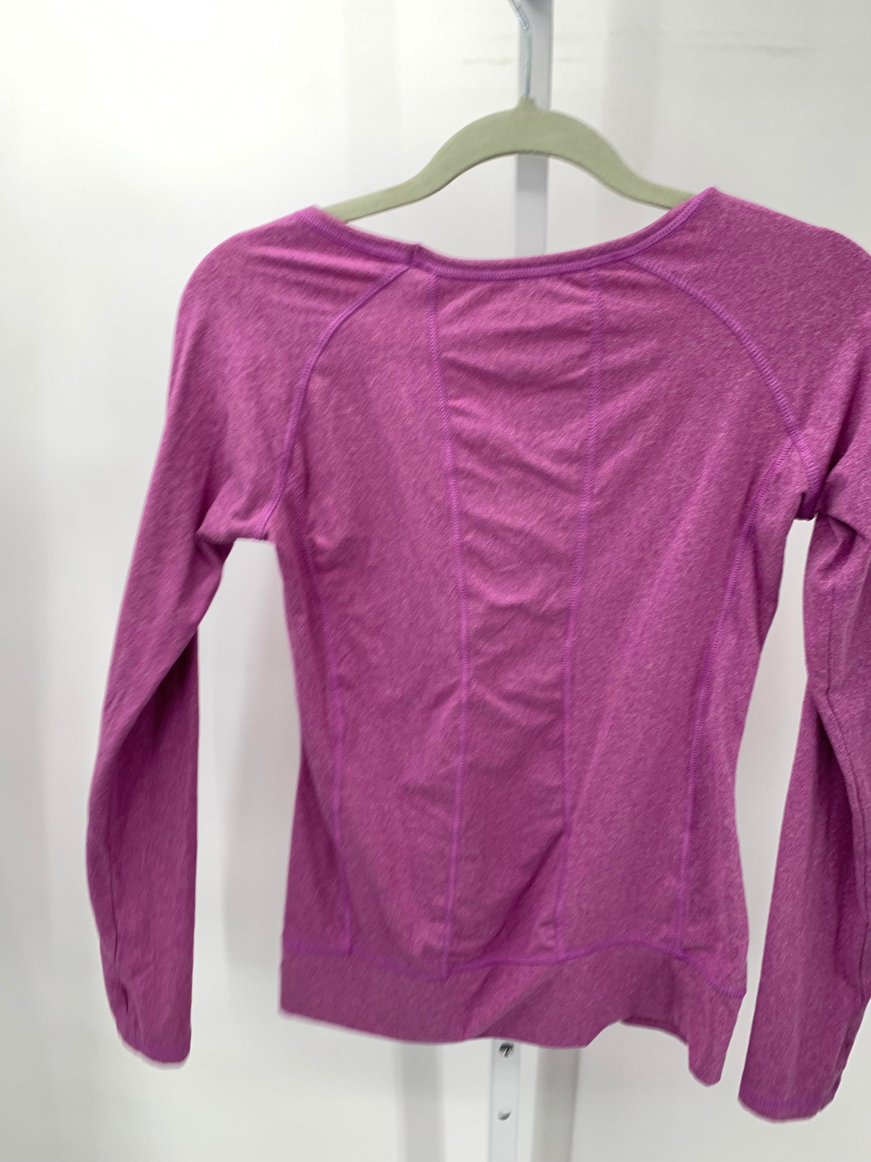 Avia Size Small Misses Long Sleeve Shirt