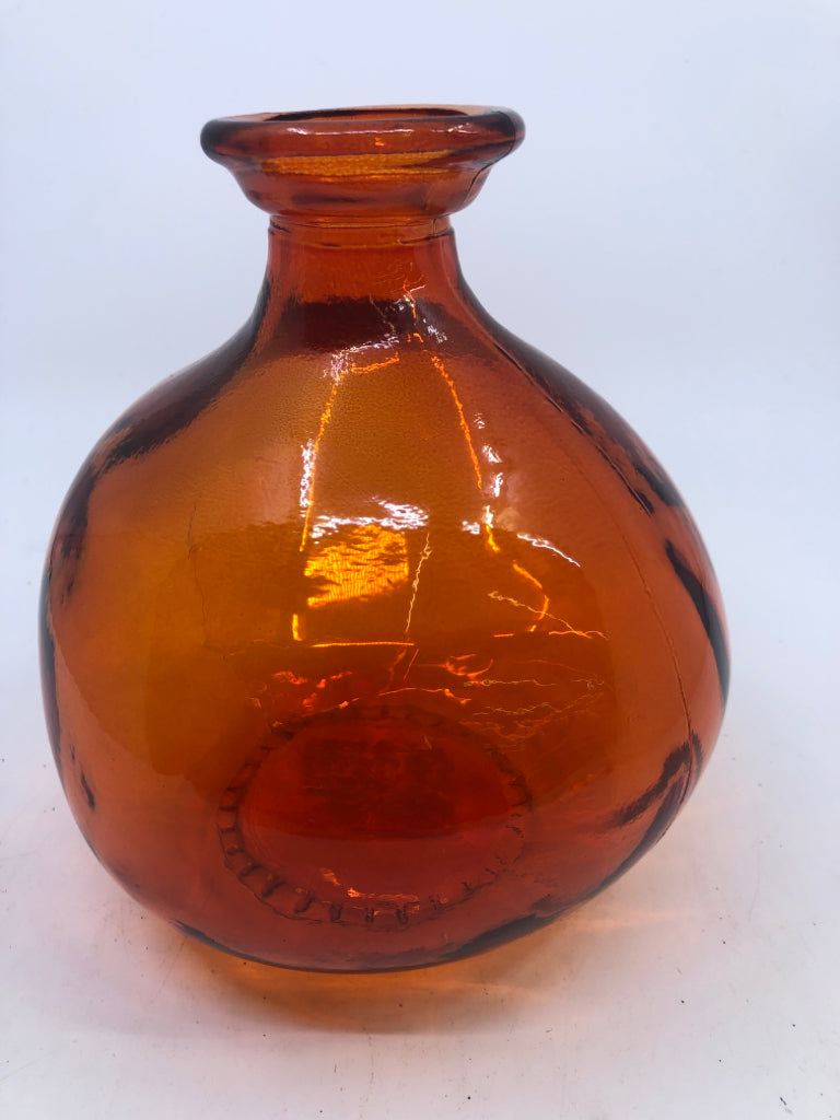 ROUND ORANGE GLASS VASE.