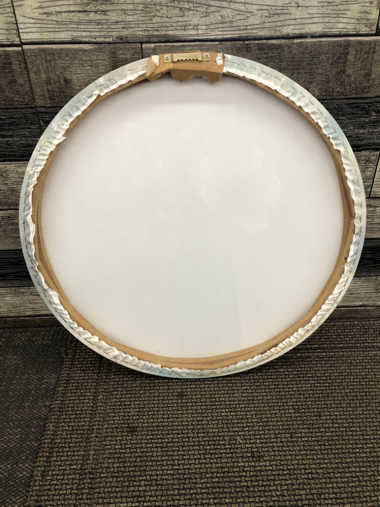WHITE FLOWER BUD VASE PAINTED ROUND CANVAS.