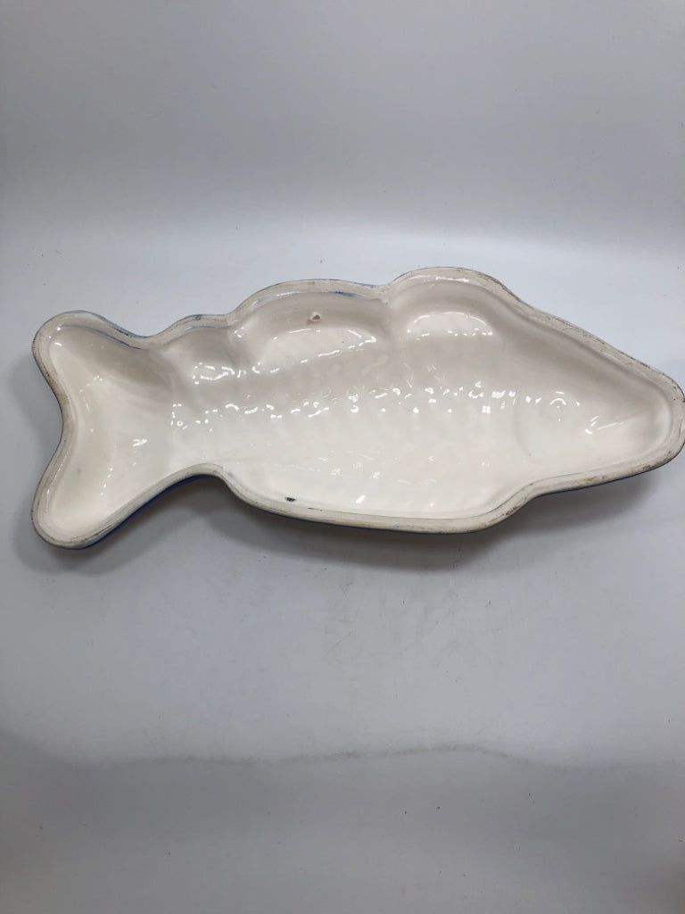 WHITE CERAMIC FISH MOLD W/BLUE RIM.