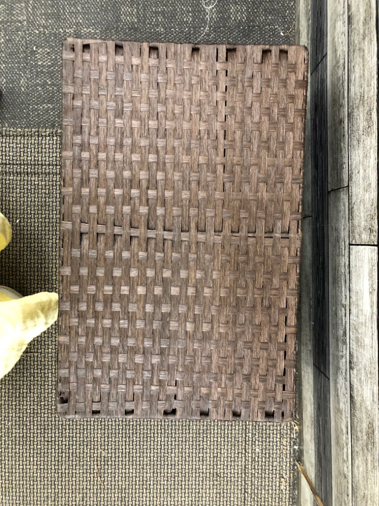 LARGE BROWN WOVEN RECTANGLE BASKET W/ HANDLES.