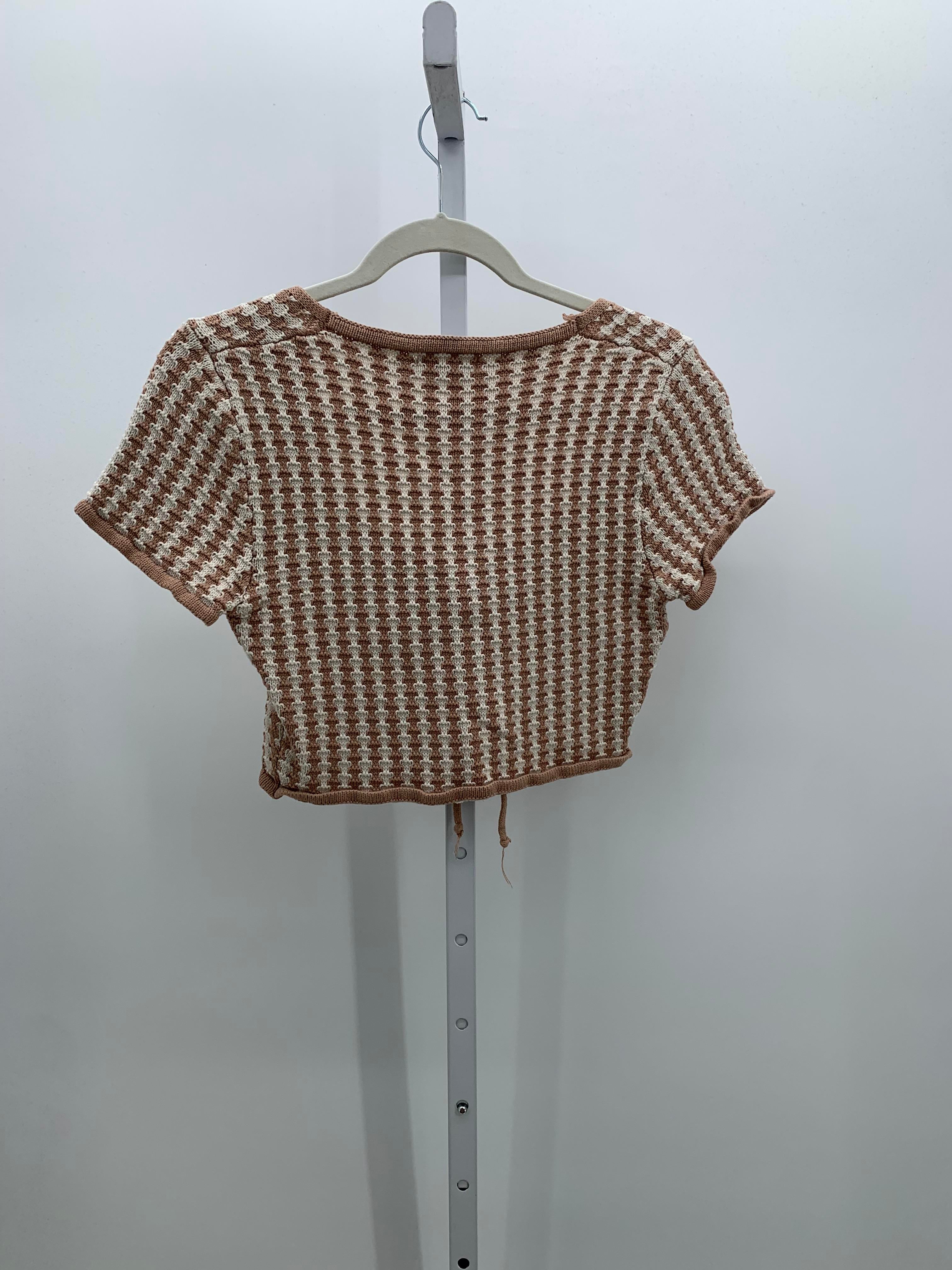 LA Hearts Size Medium Juniors Short Sleeve Sweater