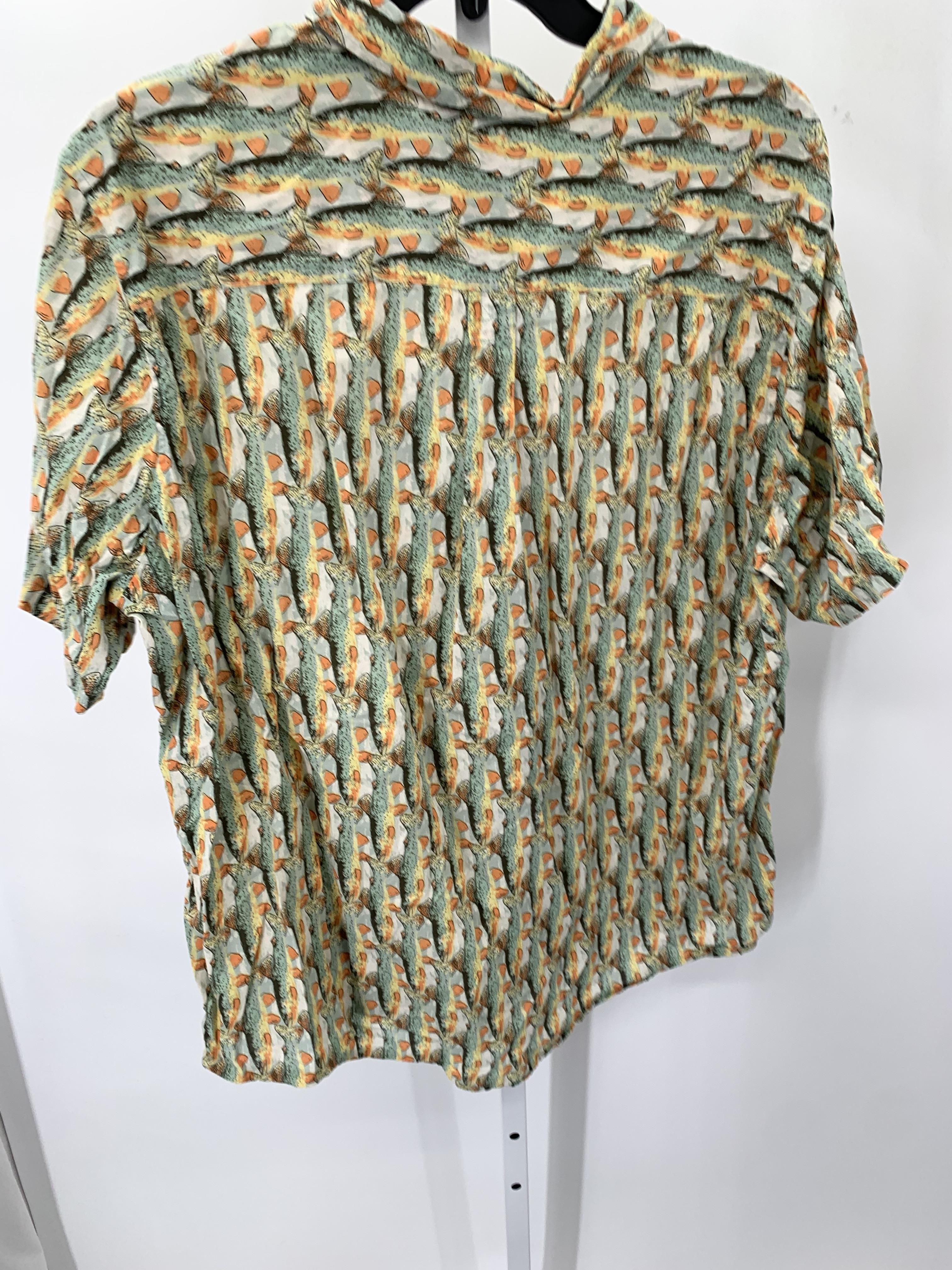 TALL FISH PATTERN BTN DOWN