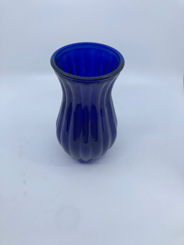 COBALT BLUE RIBBED VASE.