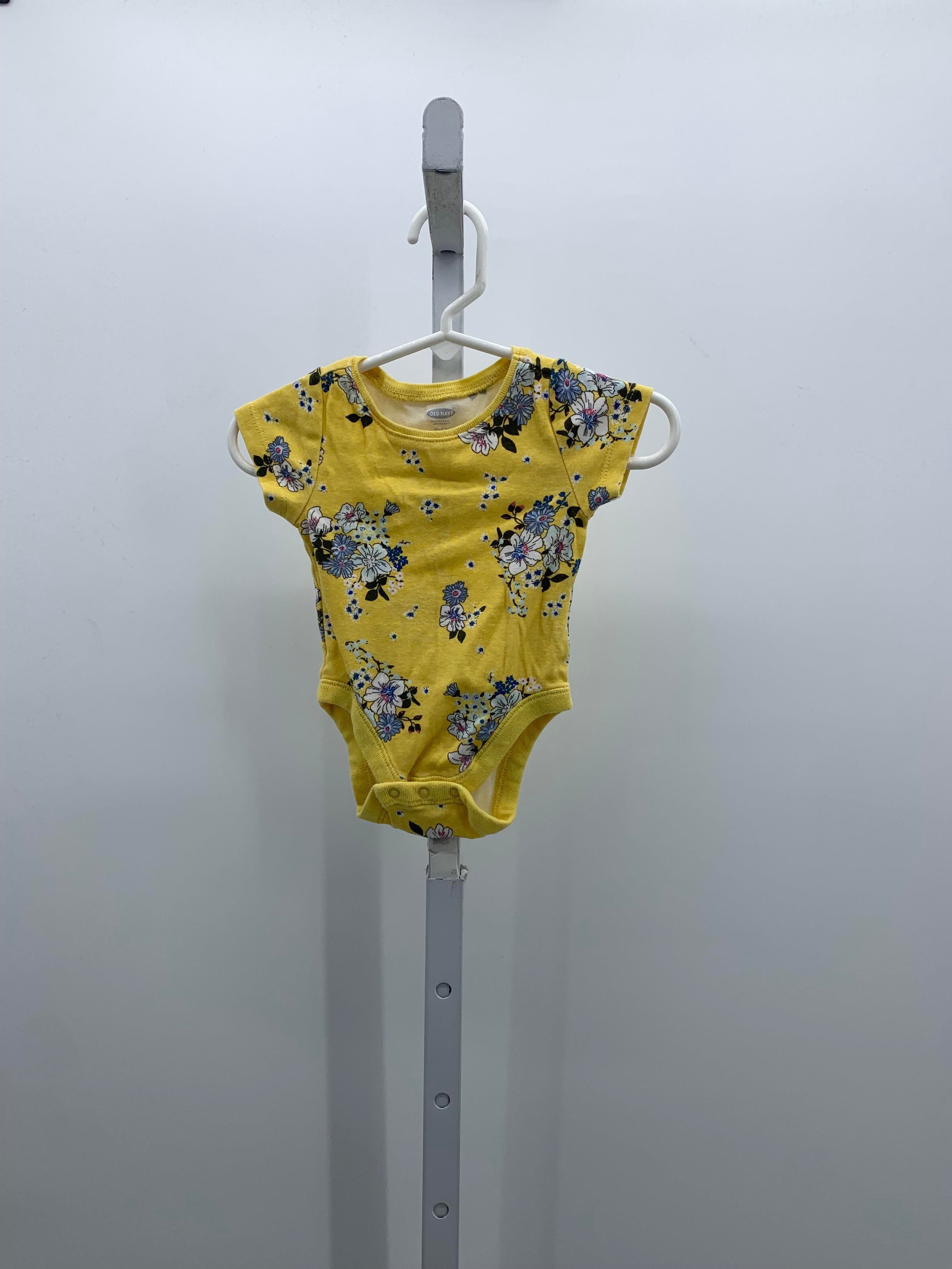 Old Navy Size 0-3 months Girls Short Sleeve Shirt