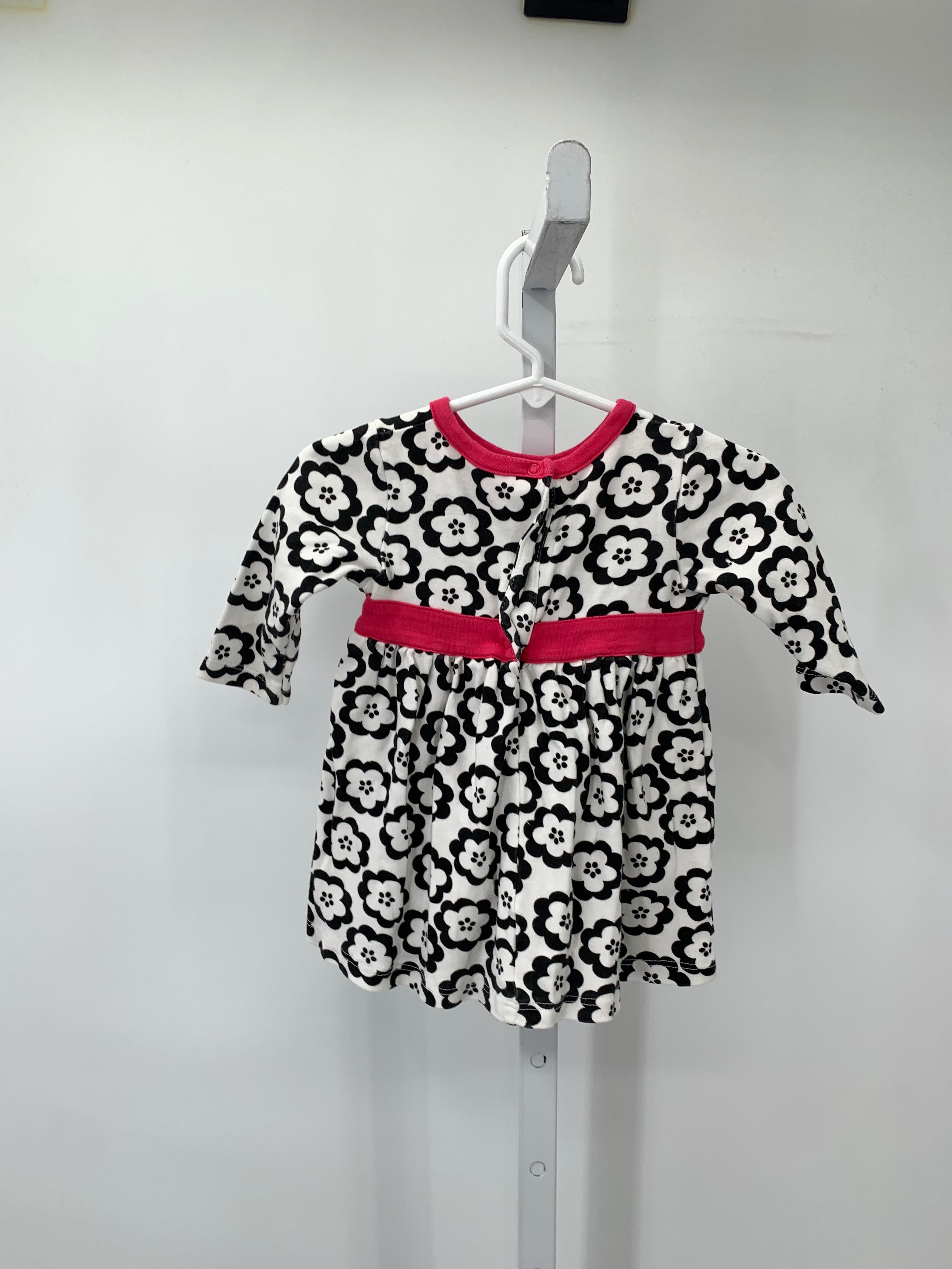Off Spring Size 9 Months Girls Long Sleeve Dress