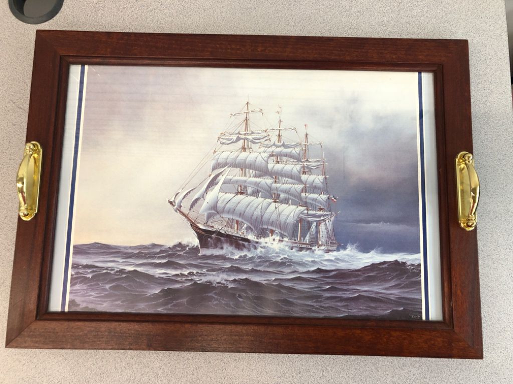 SAILBOAT PRINT IN WOOD SERVING TRAY W/GOLD HANDLES.