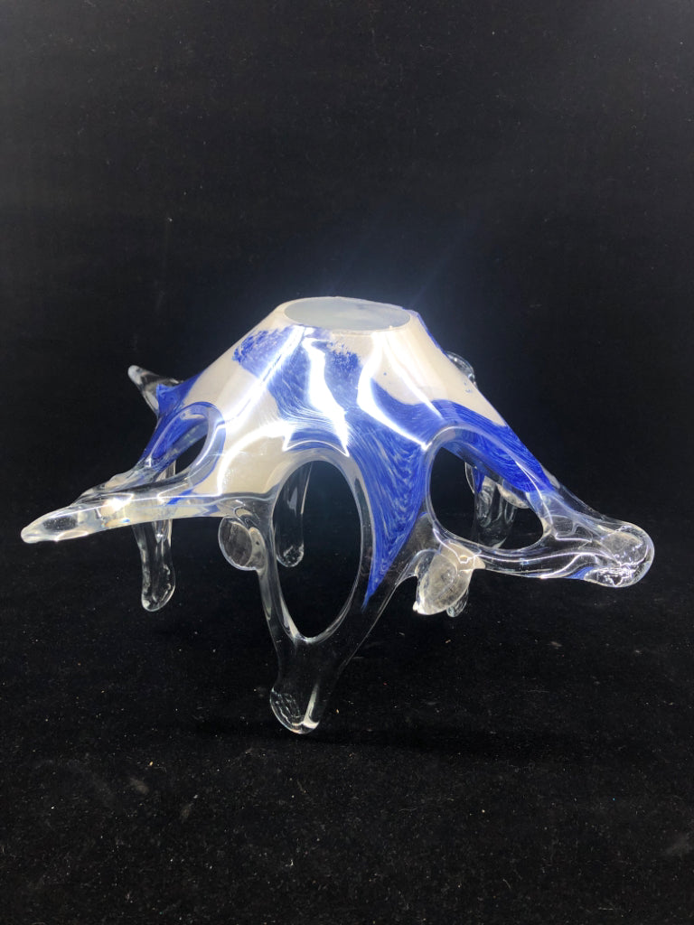 BLUE AND WHITE BLOWN GLASS ABSTRACT BOWL.