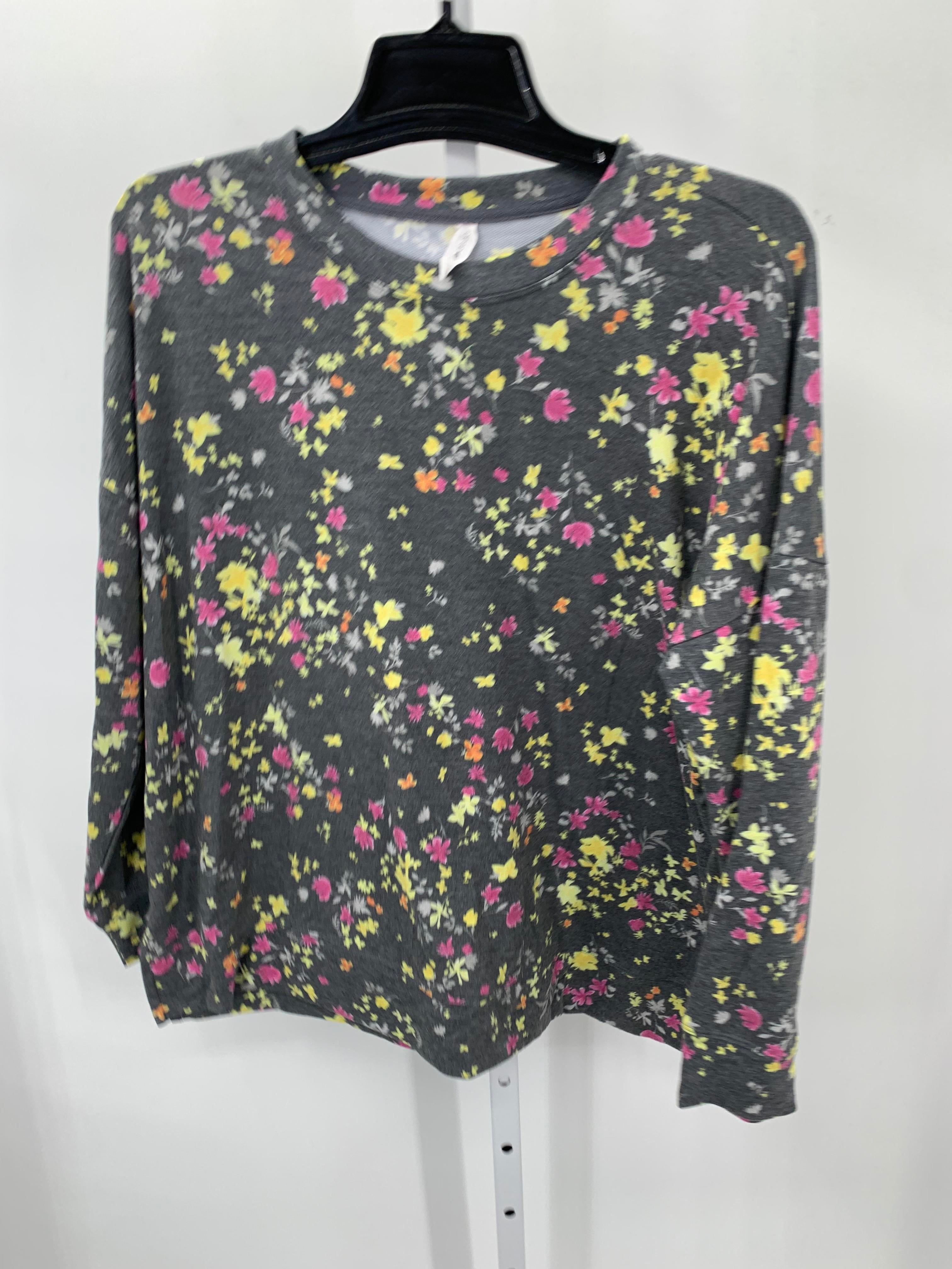 Ideology Size Extra Large Misses Long Sleeve Shirt