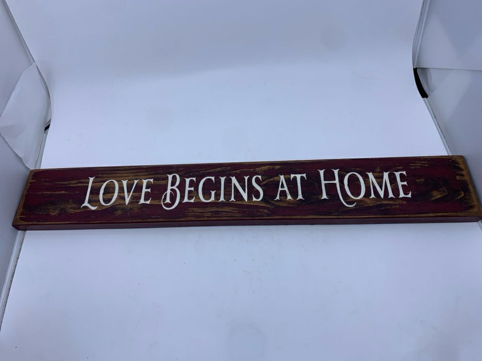 PRIMITIVE STYLE LOVE BEGINS AT HOME DISTRESSED WALL ART.