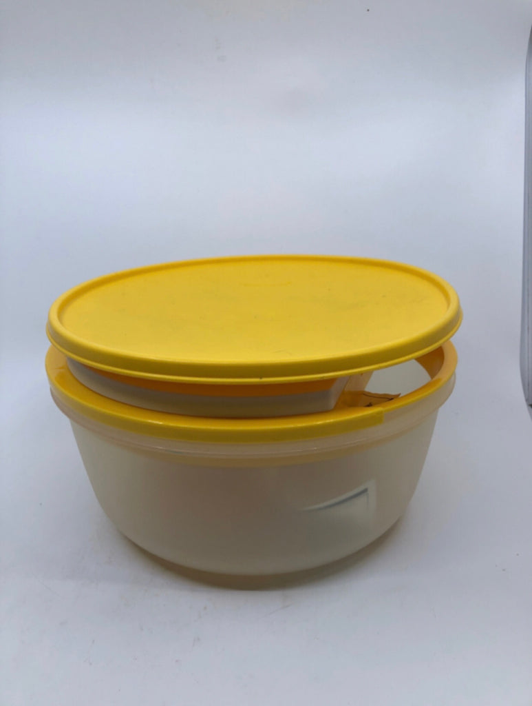 VTG TUPPERWARE KITCHEN WORK UNIT CHOP/SLICE/GRATE.