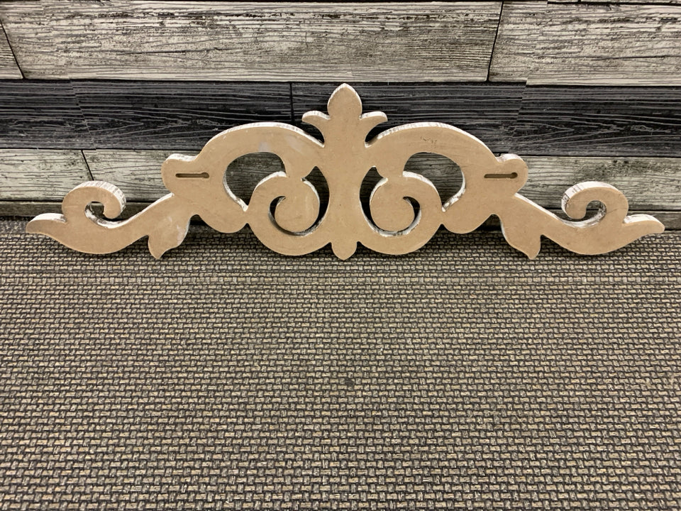 WHITE WOOD DISTRESSED SCROLL WALL ART.