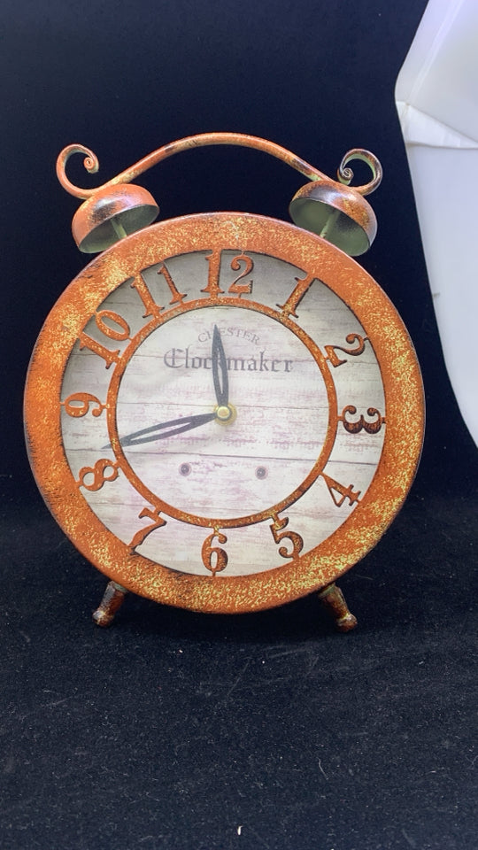 RUSTIC DESK CLOCK.