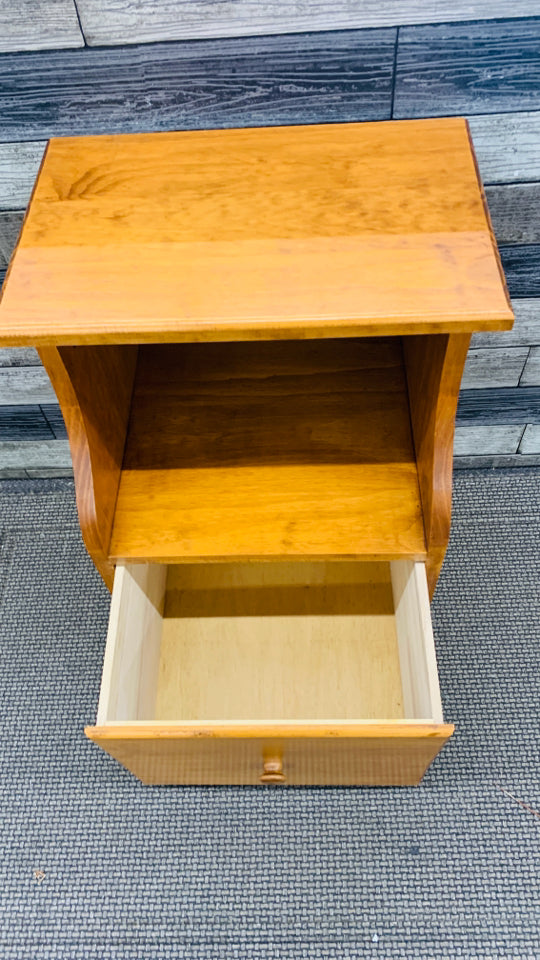 WOOD SIDE TABLE W SHELF AND DRAWER.