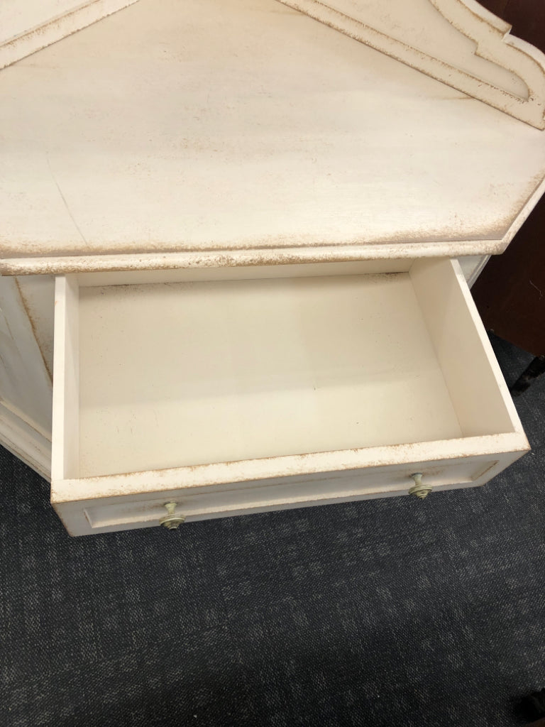 DISTRESSED CREAM CORNER HUTCH W DRAWER AND CABINET.