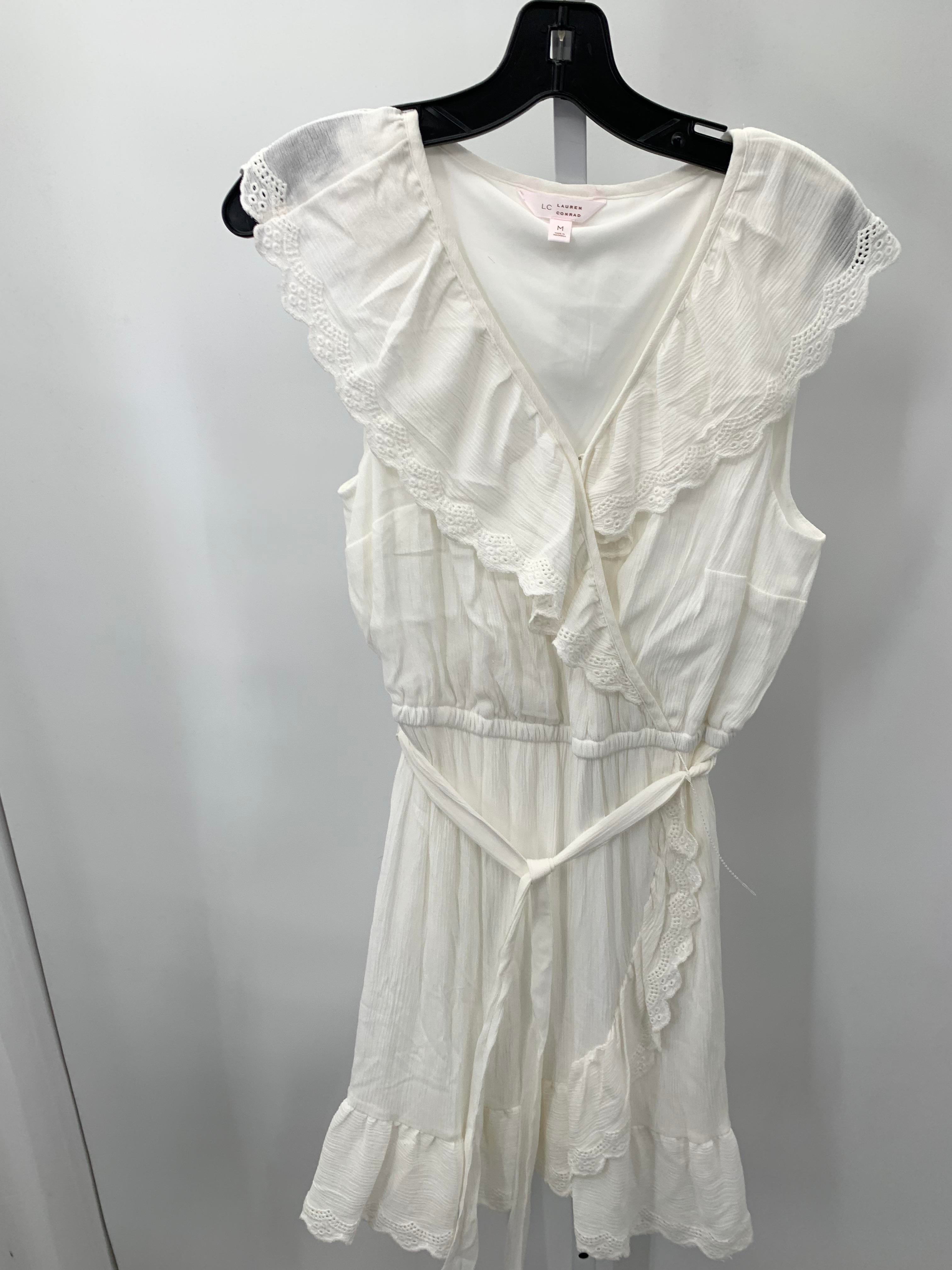 Lauren Conrad Size Medium Misses Short Sleeve Dress