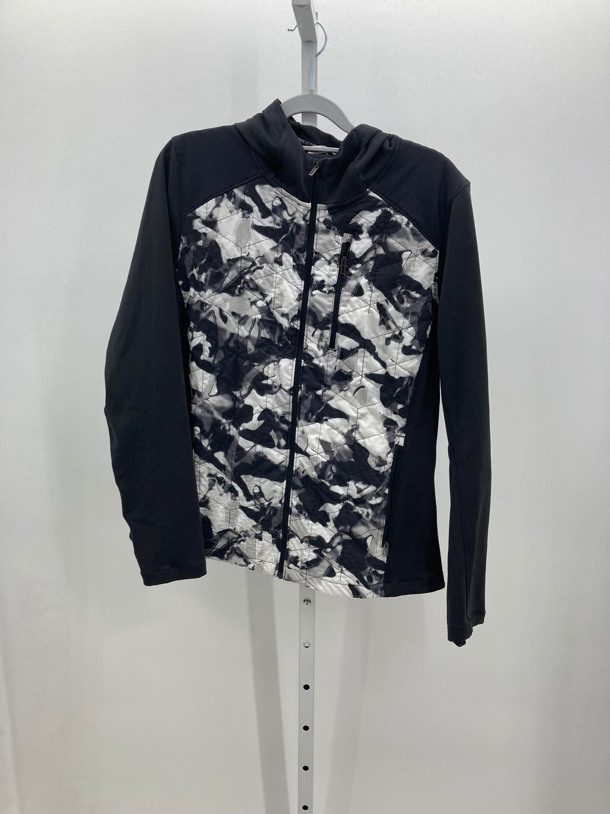 Under Armour Size Medium Misses Sweat Jacket