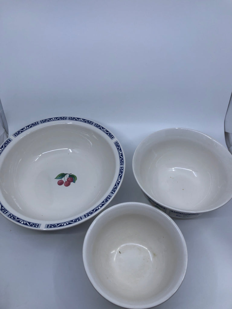 3 PC PFALTZGRAFF NESTING BOWL SET.