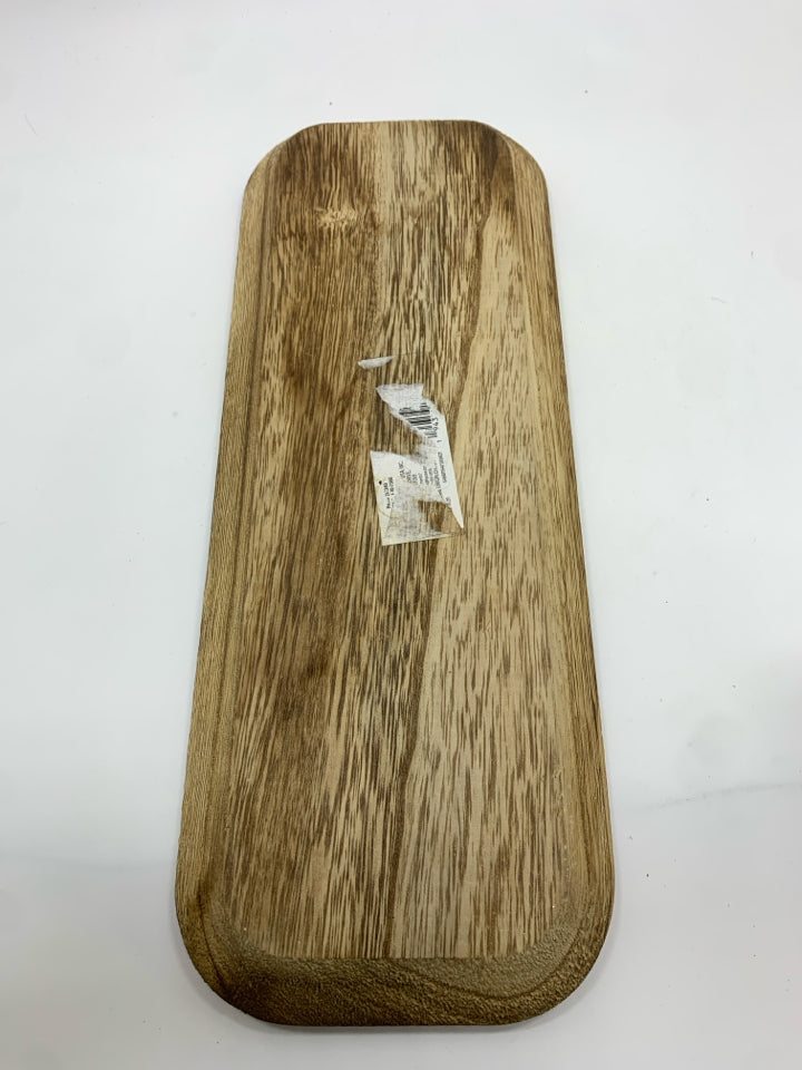 RUSTIC WOODEN BOWL/TRAY.