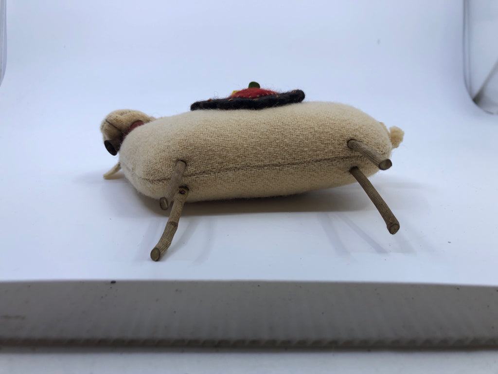 PRIMITIVE PLUSH SHEEP.