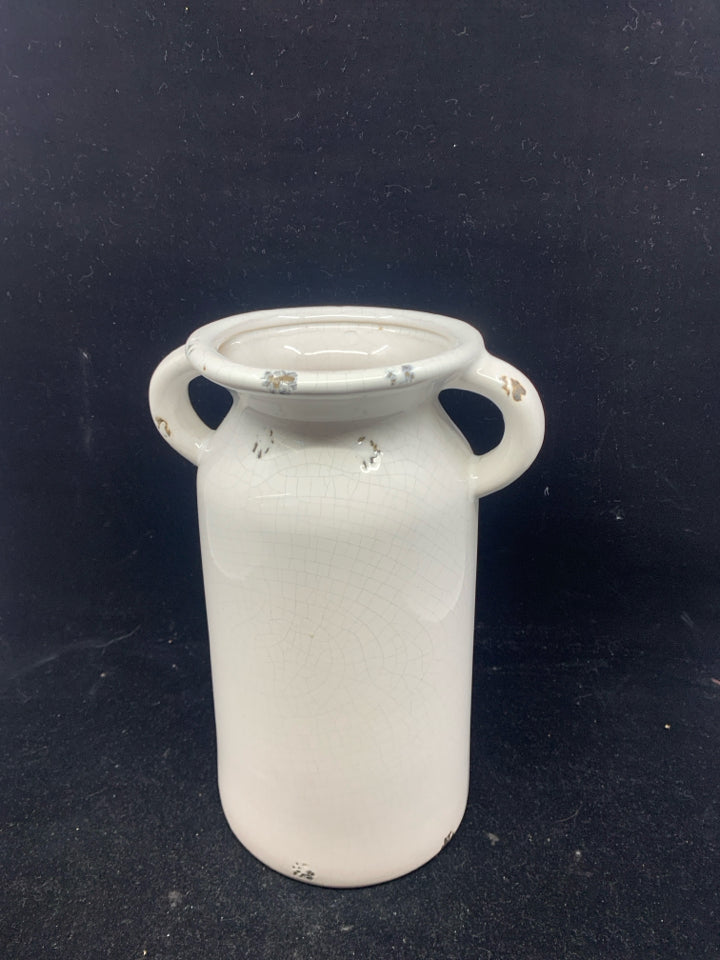 WHITE CRACKLE DESIGN CERAMIC VASE W/ HANDLES.