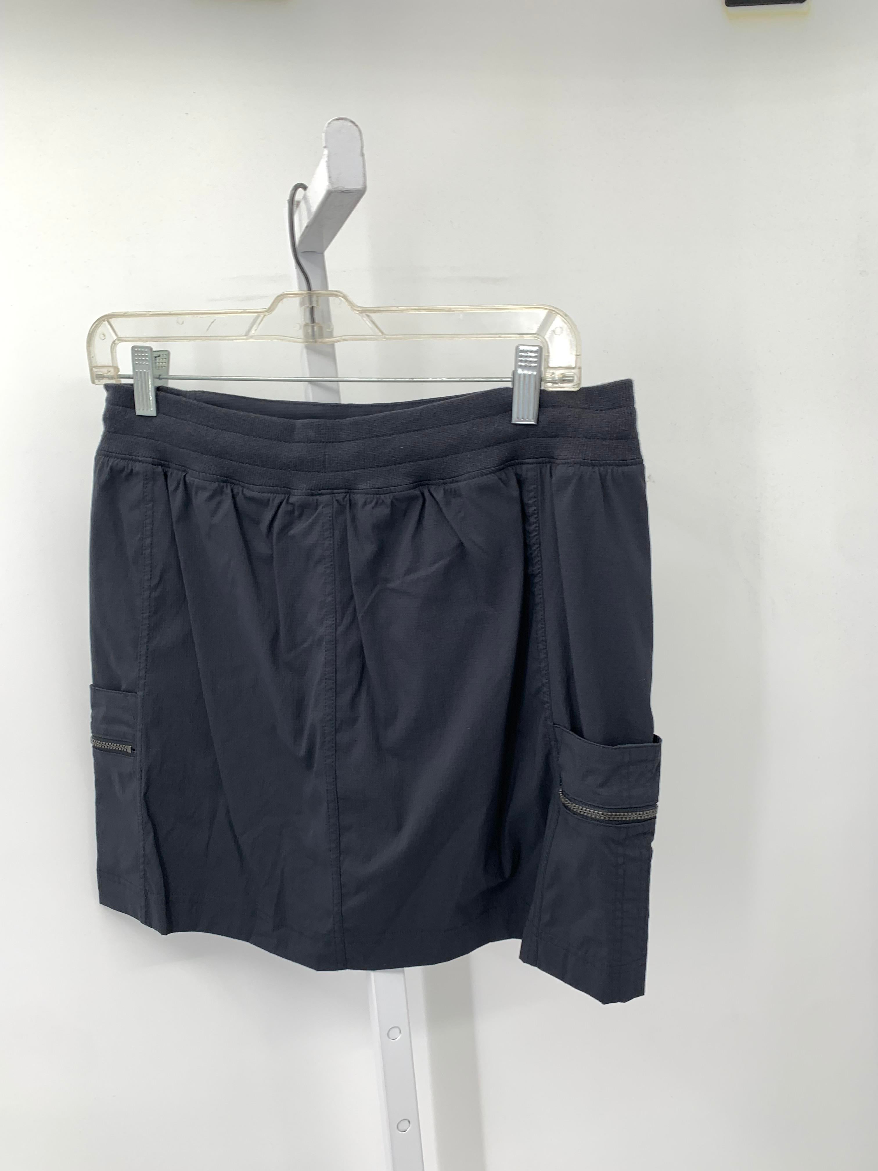 Size Medium Misses Skirt