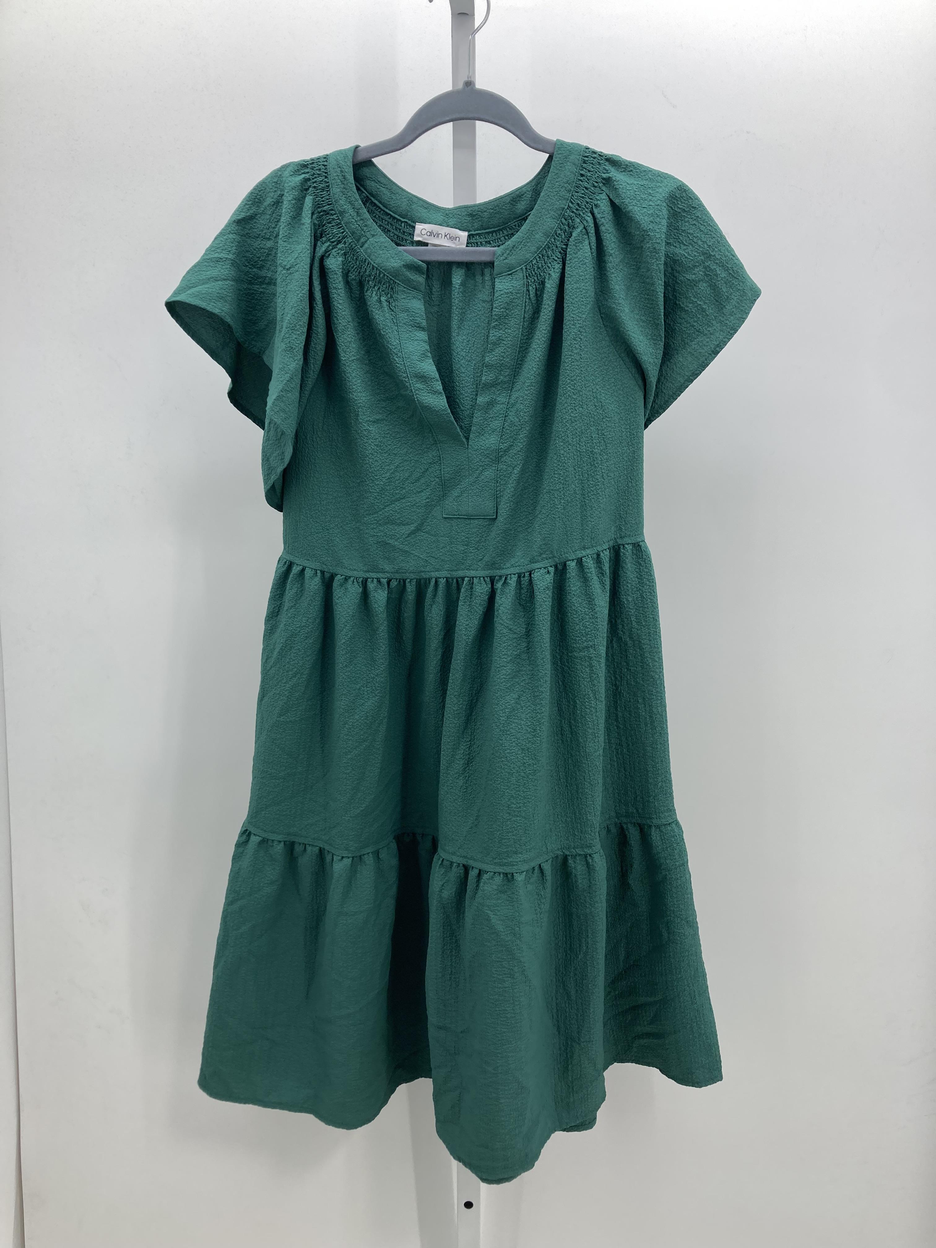 Calvin Klein Size 14 Misses Short Sleeve Dress